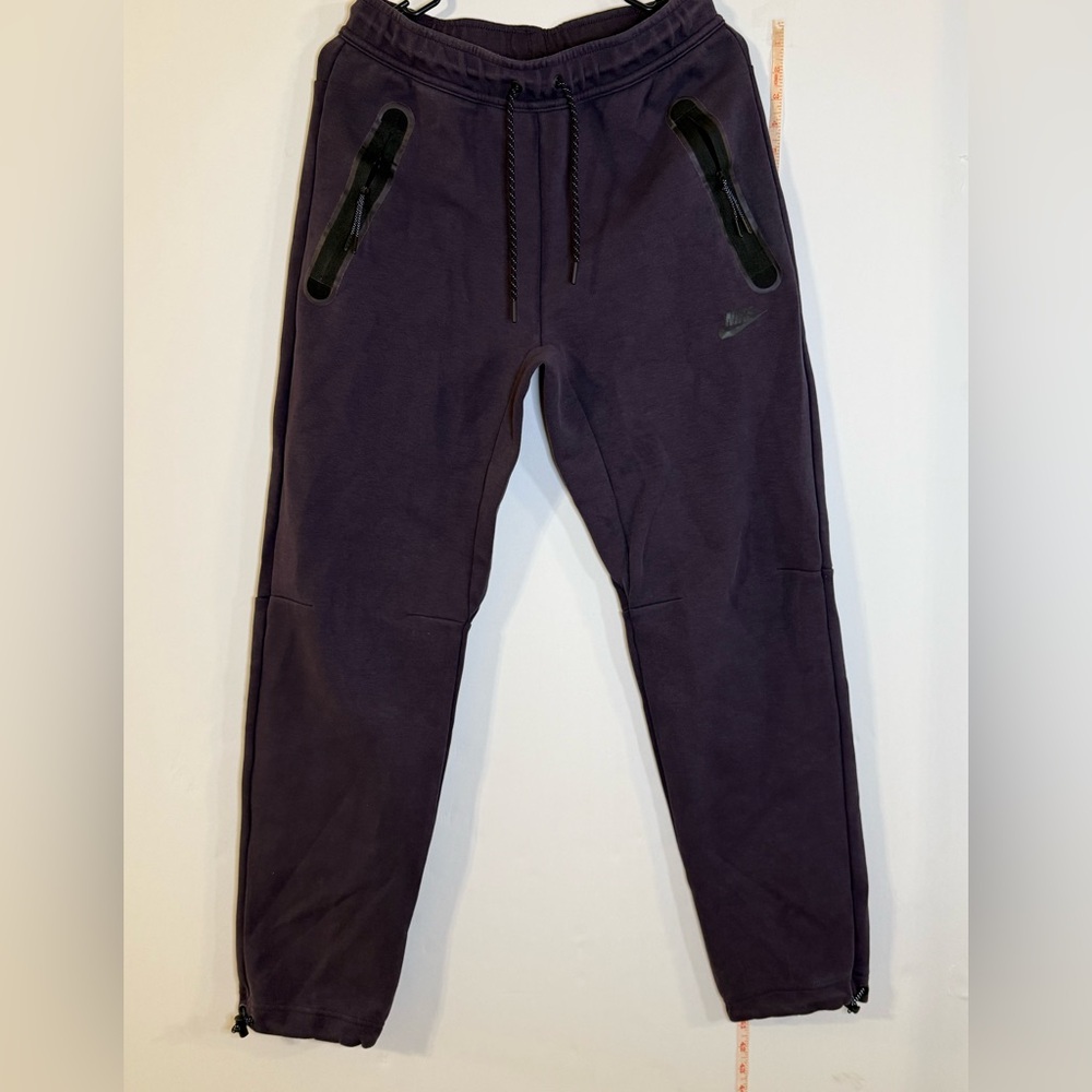 Nike Men's Dark Purple Joggers with Black Accents